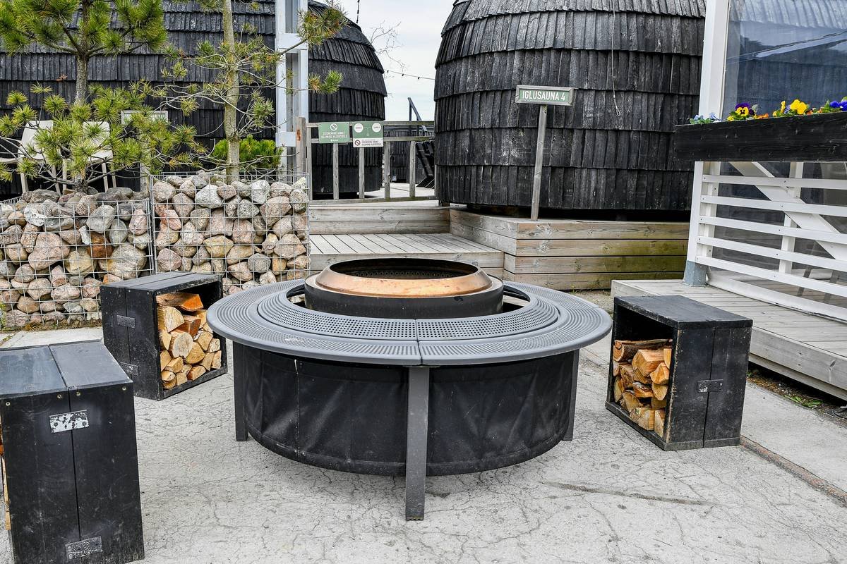 building a fire pit area: Your Backyard’s Missing Centerpiece